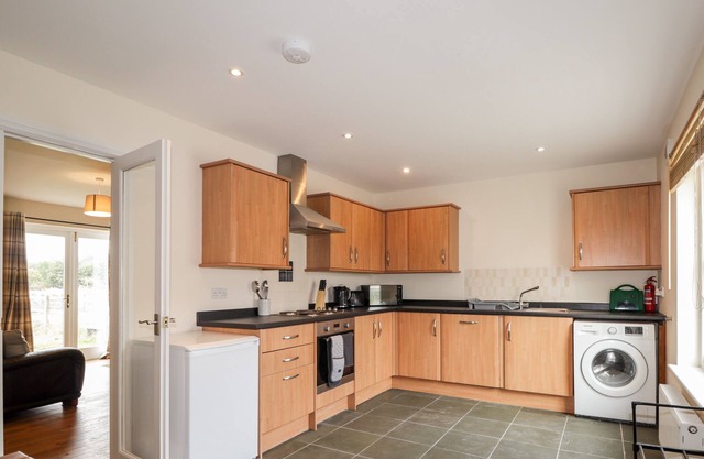 ONE WESTER, pet friendly, character holiday cottage in Dingwall