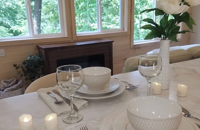 Opal Little Lodge - Luxury Stay with a Panoramic Tree Top Viewn
