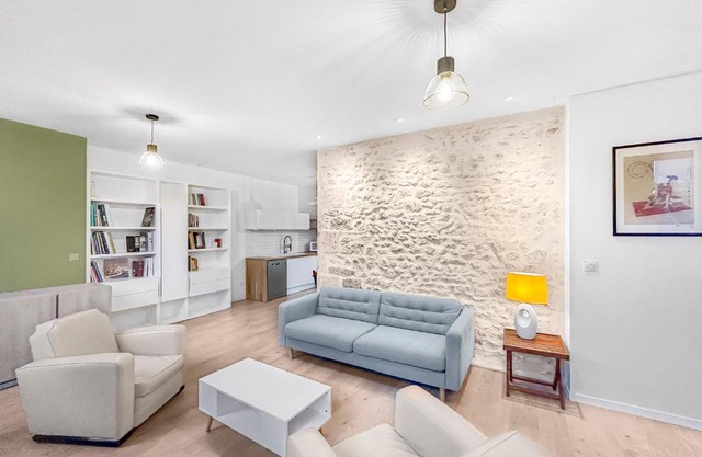 Orléans hypercentre 4 pers appart avec cachet