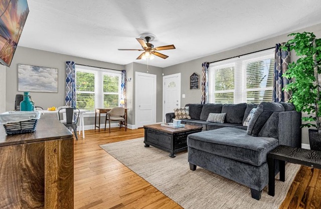 Orlando Oasis! Free Laundry & Parking Near Disney!