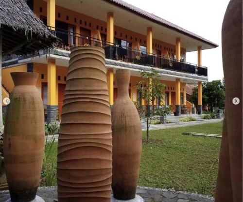 Osfa Villa