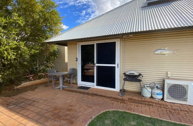 Osprey Holiday Village Unit 203/1 Bedroom - Villa with a Pool in the Complex