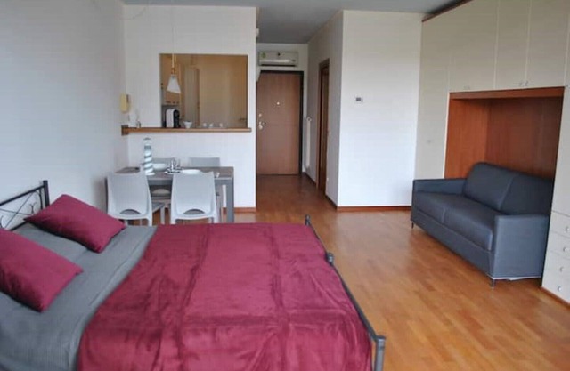 OTB 1 - Bright family apartment between Venice and Treviso with Terrace