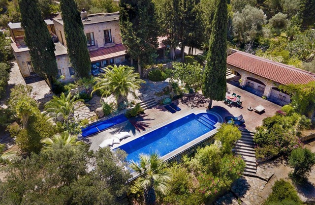 Ottoman Villa - Five Bedroom Villa, Sleeps 10