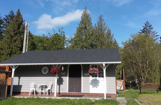 Our Creekside Cottage is located only a mile from the Olympic Discovery Trail.