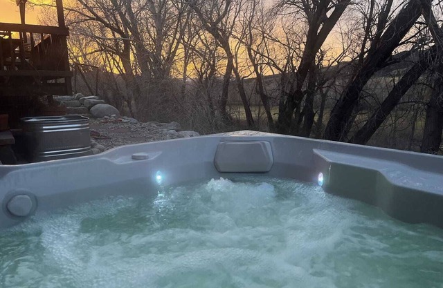 Our sunny, solar-powered home is located on the biking path that leads to Salida’s quaint downtown. The house has a rural feel and fantastic panoramic views, but is just 1.5 miles from all the restaurants, galleries, shops, and parks of Salida.