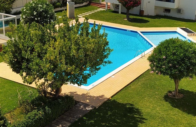 OURASOL 2 Bedroom Apartment in Santa Eulalia, Albufeira Centre