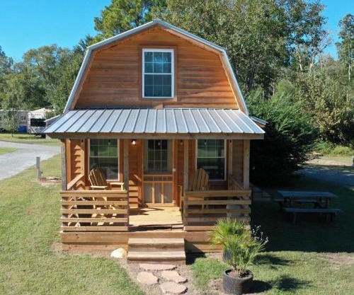 Outdoor Adventure Retreats - Wanee Lake Golf & RV