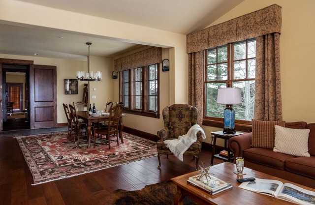 Outpost: Grand View 334 - AC and Teton Views