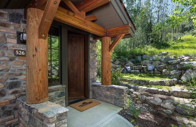 Outpost: Love Ridge 261 - Spacious, Air Conditioned