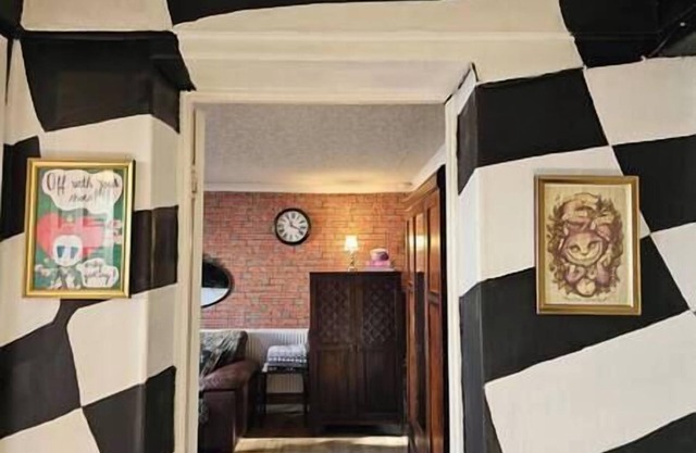 Oxgang's Shabby Chic