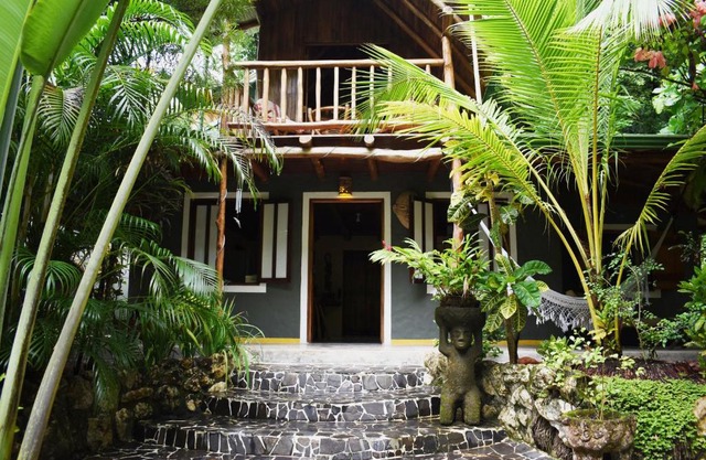 Pachamama Tropical Garden Lodge