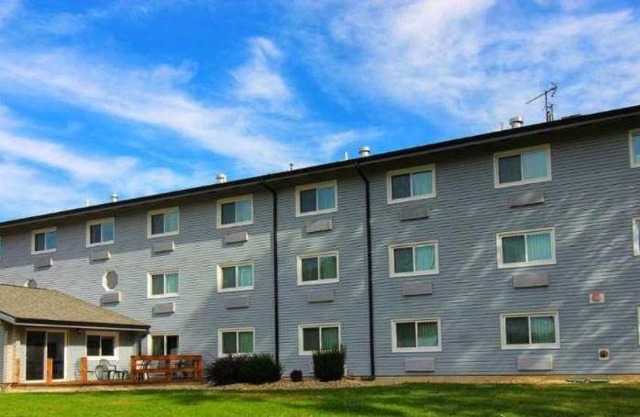 Paddle Wheel Inn