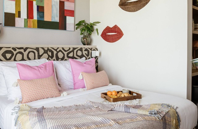 Padgett Place - Deluxe Suites