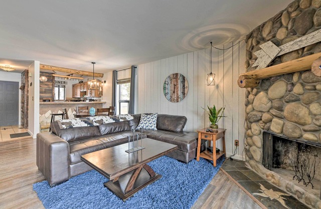 Pagosa Springs Condo w/Patio, 4 Mi to Hot Springs