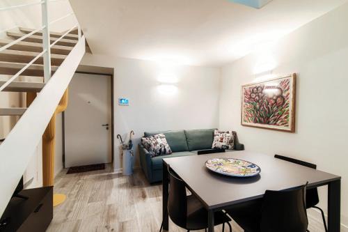 Palazzo Diaz Suites - by MyHomeInComo