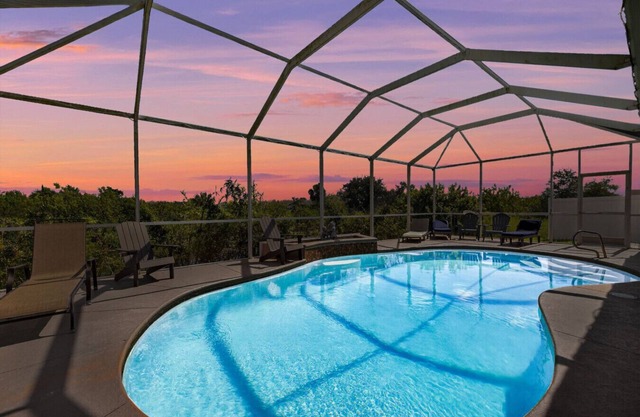 Palm & Play Villa - Heated Pool & Canal!