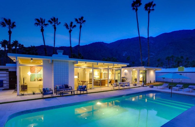 Palm Springs Regal Contemporary Permit# 4106