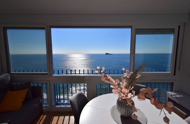 PALMERAS (1 BEDROOM) NO BALCONY