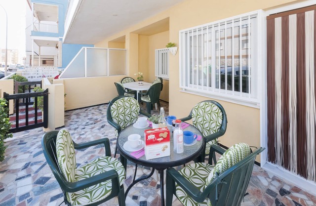 PANDORA 2 - Apartment with terrace in Playa De Miramar.
