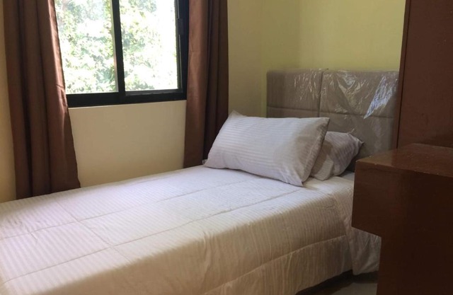 Panglao Village Court Edwin Perocho Town house