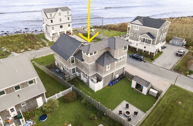 Panoramic Ocean View, 5 BR, Central Air, 10 minute walk to Scarborough Beach
