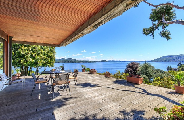 Panoramic villa with pool and breathtaking views over the lake! - Villa Flora