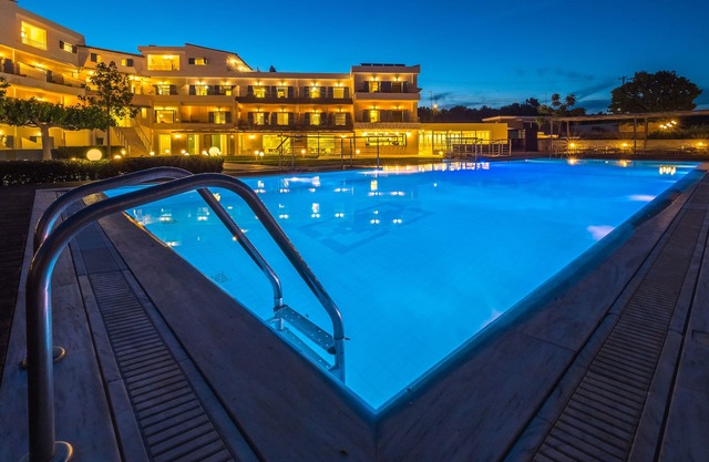 Paradise Resort