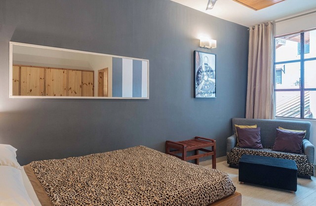 Park Valley by Ebony Stays – Spacious 6BHK Villa in Bhimtal with Garden Views