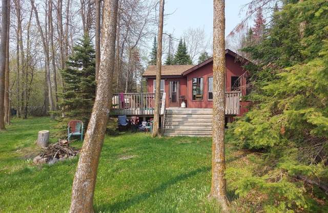 Partial lake view cabin at Balaton Beach with handicap access