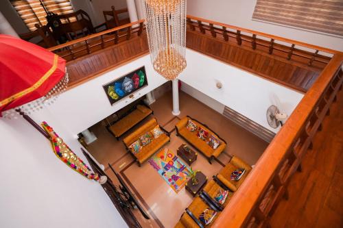 Parudeesa - Heavenly- Luxurious Palace look-Near CBD - Kerala - India with Breakfast