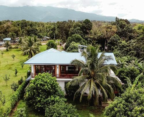 Paruparong Bughaw Ecofarm Resort