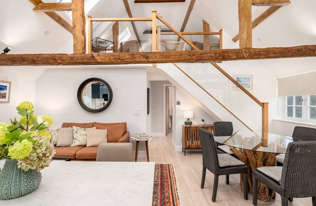 Pass the Keys | Converted Hop House Apt - Old Amersham - Chilterns
