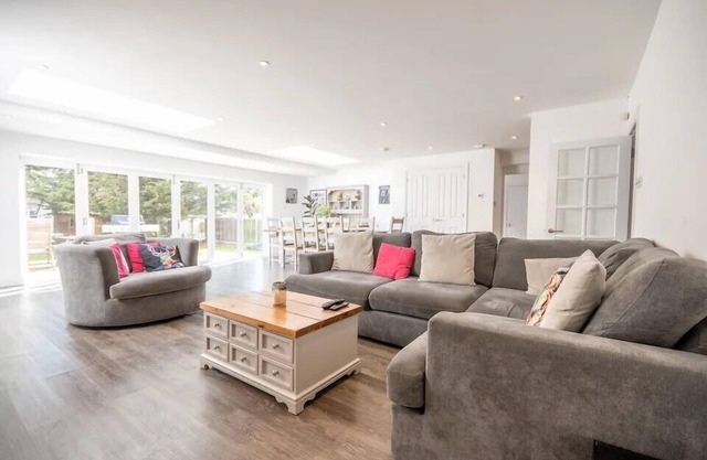 Pass the Keys | Large and spacious House in Chelmsford!