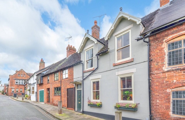 Pass the Keys | Stay in the Original Home of the Gingerbread Man!