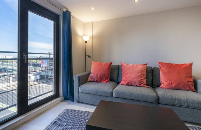 Pass the Keys | Stunning 1BR Apt in No 1 Location with Free Parking