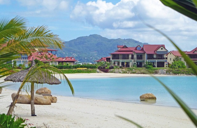 Passion, Eden Island: Private stair to the beach, quiet and peaceful, 2-4 guests