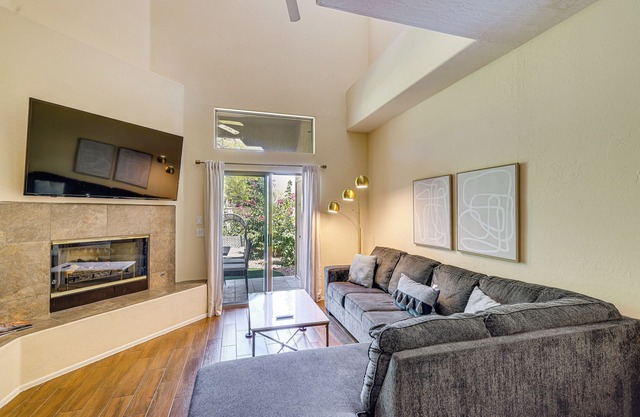 Patio & Pool Access: Chic Scottsdale Townhome
