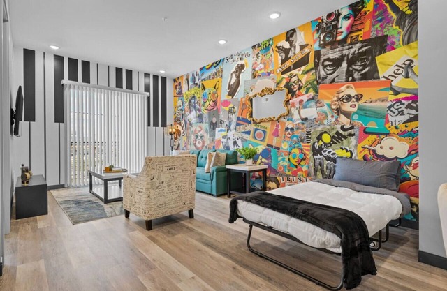 Peaceful 1BR, 8min from Downtown – Sleeps 4!