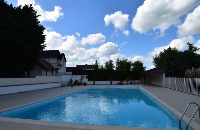 Peaceful 3BR Home in Faverolles