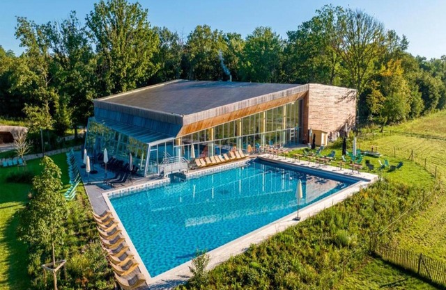 Peaceful Bungalow Escape
