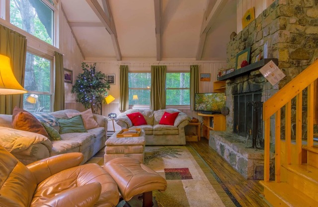 Peaceful Chalet Close to Skiing