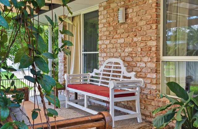 Peaceful, Pet Friendly Home