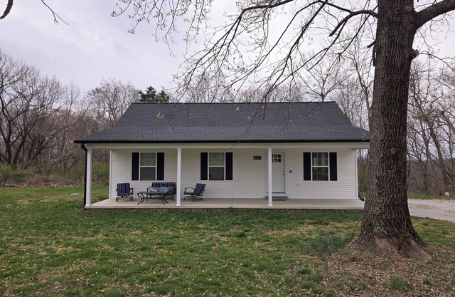 Peaceful private 3 BR new home near Mammoth Cave.