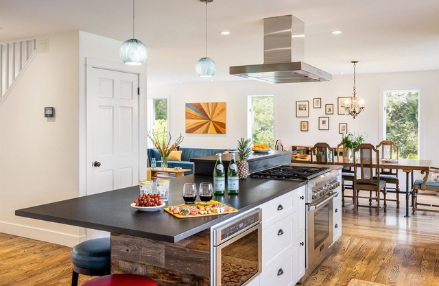 Peaceful Retreat with Outdoor Oasis — 10-min to Downtown
