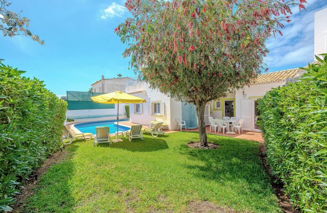 Peaceful Villa with Private Heated Pool – Near Beach & Shops