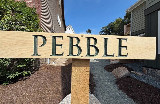Pebble @ Rock End, Near Acadia National Park- NE Harbor 2nd Story + Gym Access