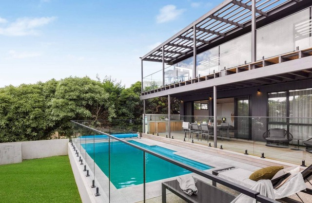 Peninsula Black Diamond - heated pool, water views