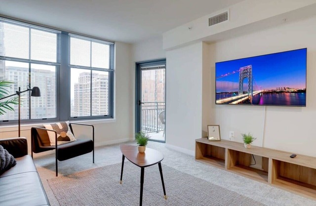 Pentagon City Apt Near DCA