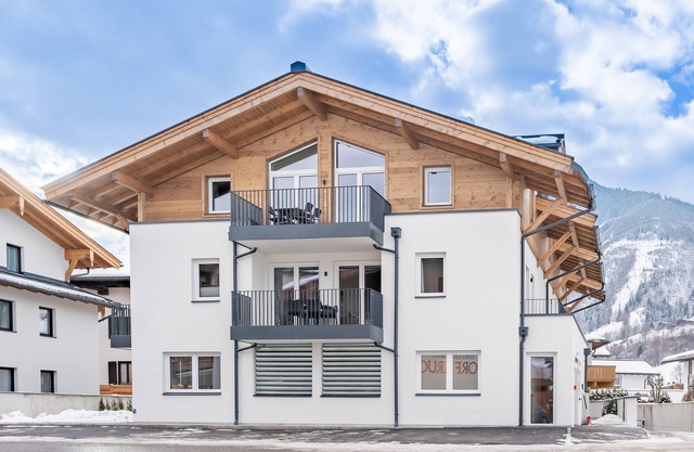 Penthouse in the heart of Kaprun & stunning views